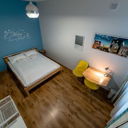 Orange Cat Rooms Riga Eksteriør billede